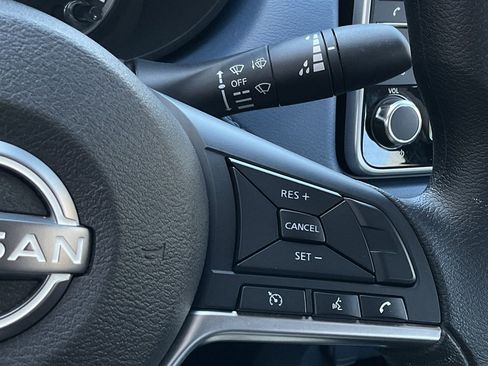 Used 2025 Nissan Versa SV image 23