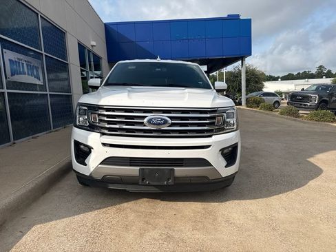 Used 2021 Ford Expedition XLT RWD image 3