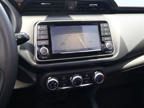 Used 2022 Nissan Kicks S FWD image 22