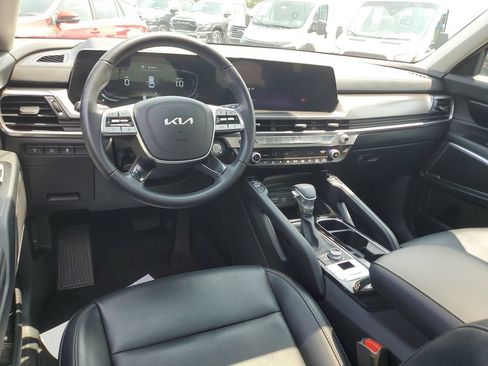 Used 2024 Kia Telluride S w/ S Sunroof Package AWD/4WD image 9
