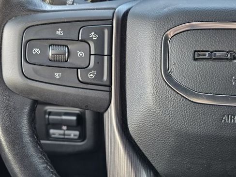 Used 2023 GMC Yukon XL Denali Ultimate AWD/4WD image 29
