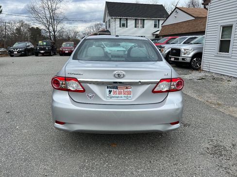 Used 2013 Toyota Corolla LE Special Edition image 7