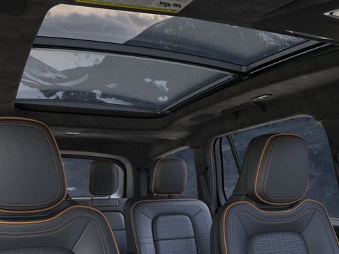New 2025 Lincoln Aviator Black Label image 22