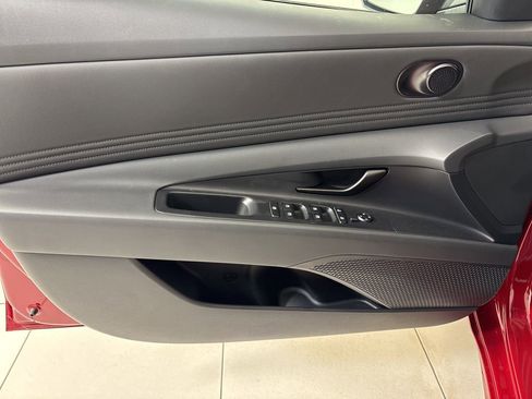 New 2025 Hyundai Elantra SEL FWD image 16