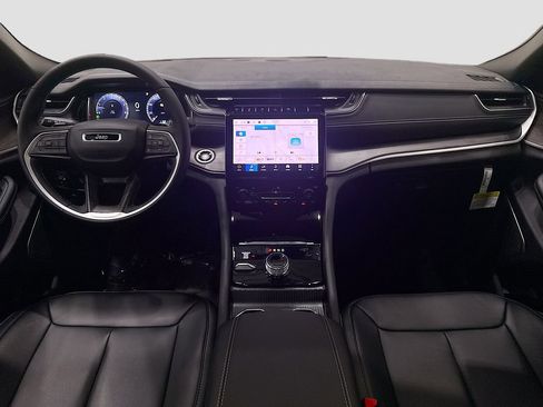 New 2025 Jeep Grand Cherokee L Limited w/ Black Appearance Package image 29