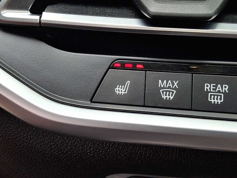 Used 2019 BMW X7 xDrive40i w/ Premium Package AWD/4WD image 26