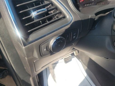 Used 2022 Ford Edge ST w/ Equipment Group 401A image 16