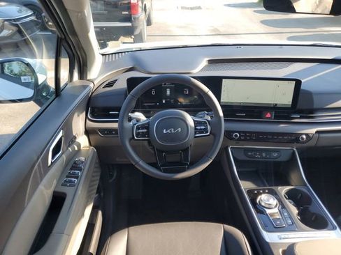 New 2026 Kia Carnival EX image 24