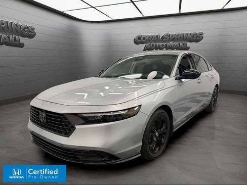 Certified 2025 Honda Accord SE image 1