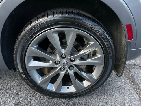 Used 2022 Buick Envision Avenir w/ Premium Seat Package image 44