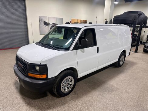 Used 2013 GMC Savana 1500 AWD image 4