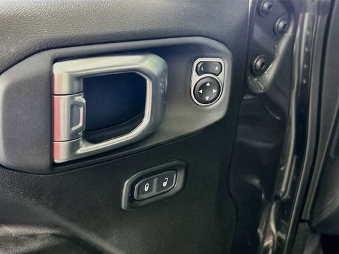 Used 2023 Jeep Gladiator Sport AWD/4WD image 18