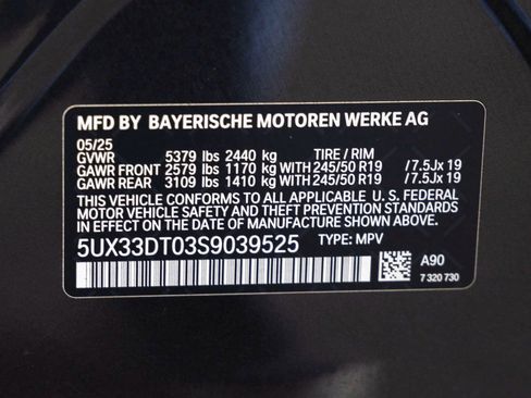 Certified 2025 BMW X4 xDrive30i image 36