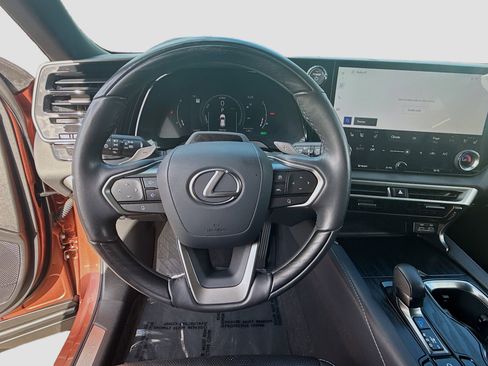 Used 2024 Lexus RX 350 w/ Convenience Package AWD/4WD image 8