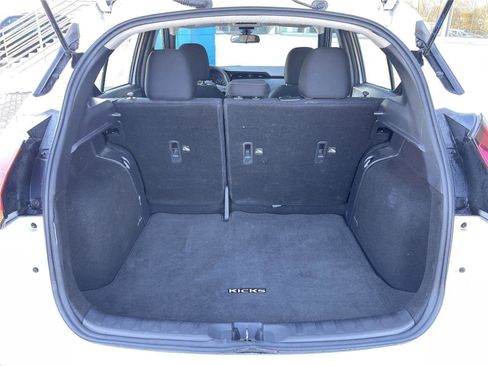 Used 2024 Nissan Kicks SR FWD image 35
