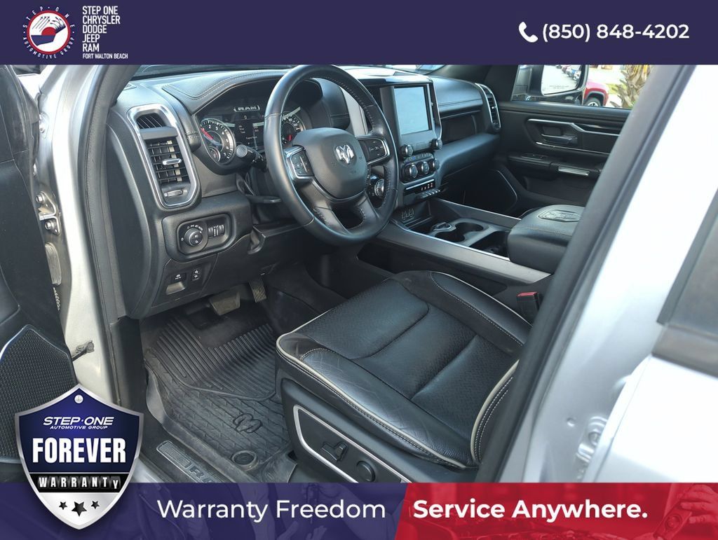 Used 2022 RAM 1500 Laramie w/ Sport Appearance Package AWD/4WD image 10