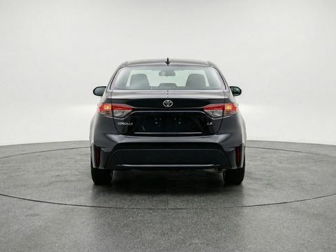 Used 2025 Toyota Corolla LE image 7