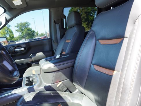 Used 2020 GMC Sierra 1500 AT4 w/ Off-Road Performance Package image 35