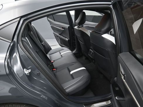 Certified 2025 Toyota Camry SE w/ Convenience Package image 30