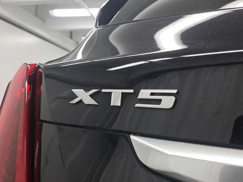 Used 2023 Cadillac XT5 Luxury FWD image 10