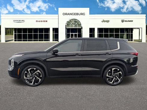 Used 2024 Mitsubishi Outlander SE FWD image 5