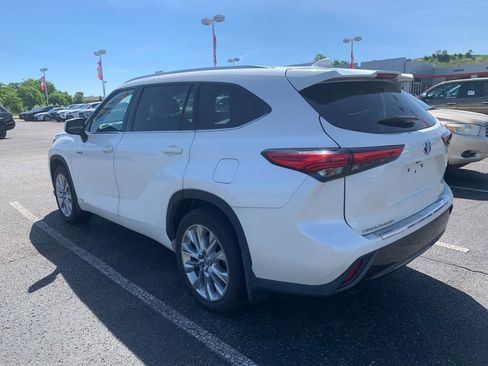 Used 2020 Toyota Highlander Limited AWD/4WD image 4