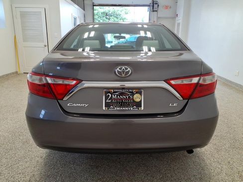 Used 2016 Toyota Camry LE FWD image 4