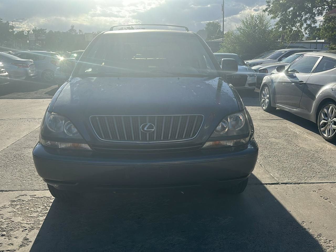 Used 1999 Lexus RX 300 4WD image 2