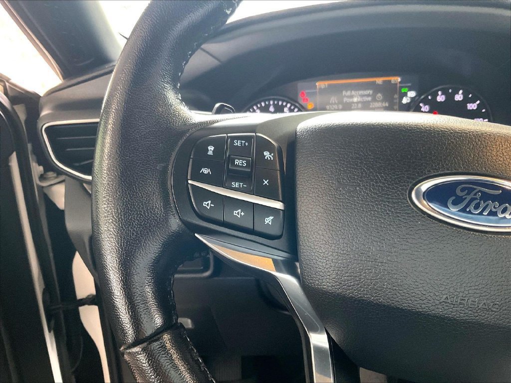 Used 2020 Ford Explorer Limited w/ Class III Trailer Tow Package AWD/4WD image 23