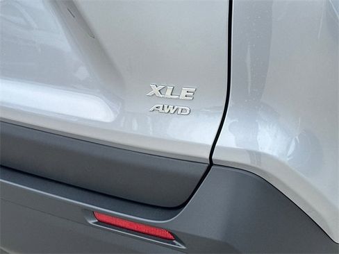 New 2025 Toyota RAV4 XLE image 5