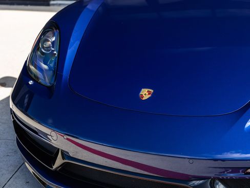 Certified 2023 Porsche 718 Cayman GTS RWD image 18