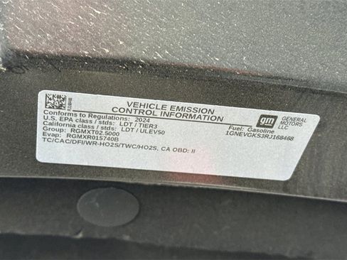 Used 2024 Chevrolet Traverse LT image 40