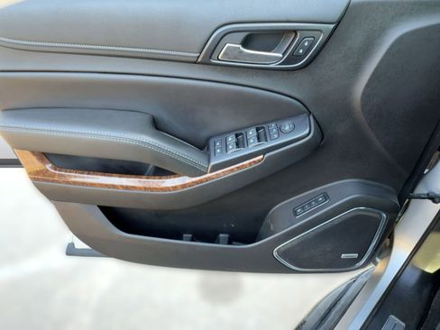 Used 2018 Chevrolet Tahoe Premier image 11