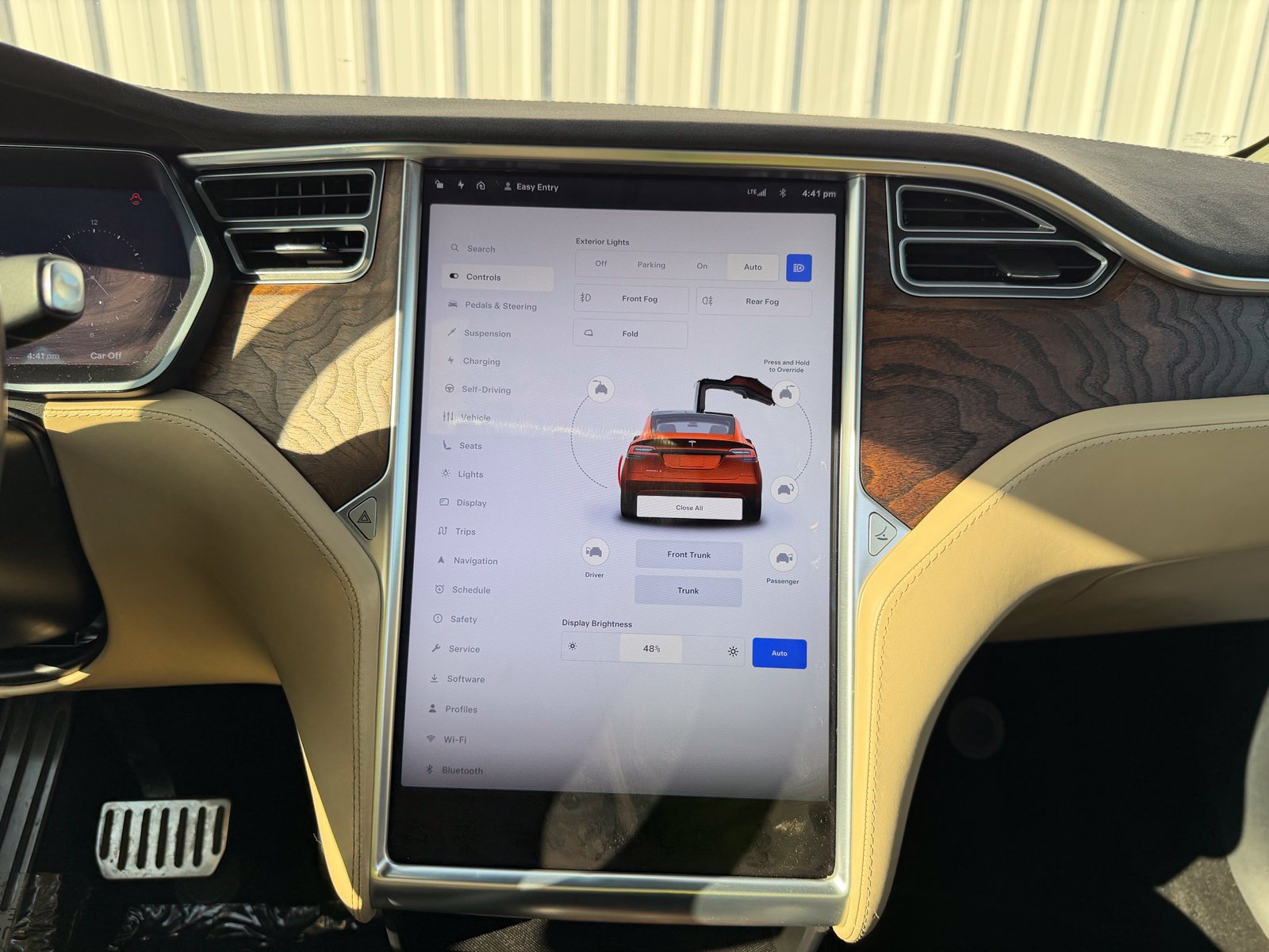 Used 2017 Tesla Model X 75D AWD/4WD image 18