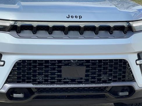 New 2026 Jeep Grand Wagoneer 4WD image 45