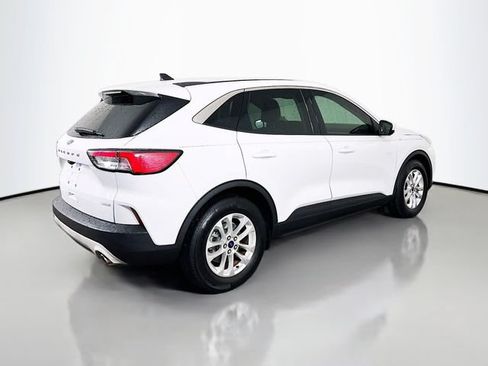 Used 2020 Ford Escape SE FWD image 9