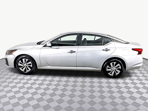 Used 2023 Nissan Altima 2.5 S image 6