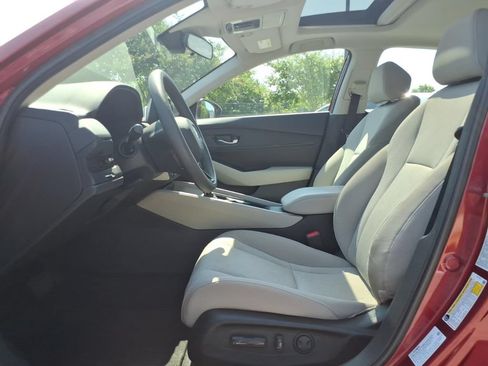 Used 2023 Honda Accord EX image 10
