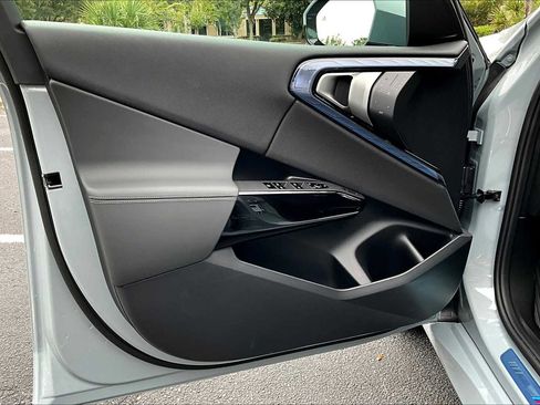 New 2026 BMW X3 xDrive30 w/ Premium Package image 10