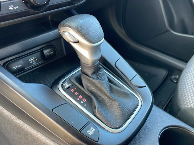 Used 2022 Kia Soul LX FWD image 27