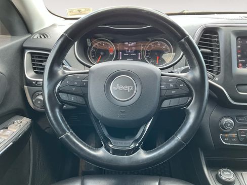 Used 2020 Jeep Cherokee Latitude Plus AWD/4WD image 12