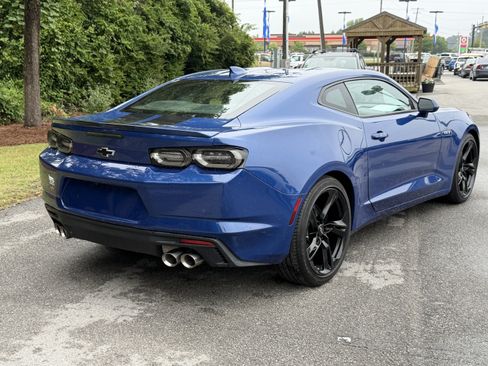 Used 2022 Chevrolet Camaro LT w/ RS Package RWD image 30