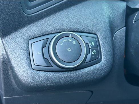 Used 2017 Ford Escape S image 30