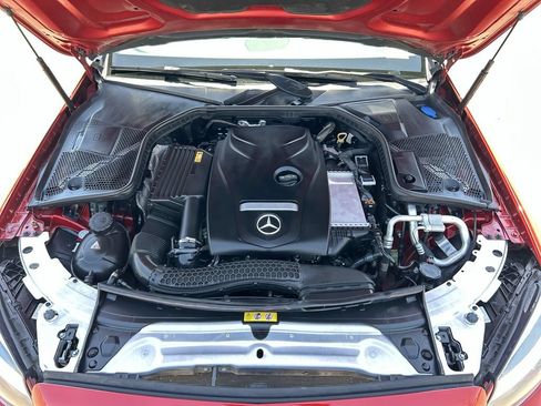 Used 2018 Mercedes-Benz C 300 Sedan image 31