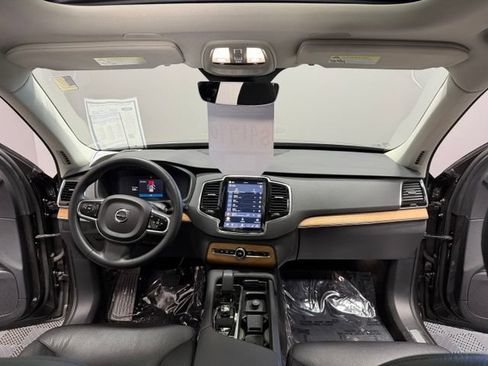 Used 2023 Volvo XC90 B6 Plus w/ Protection Package Premier AWD/4WD image 35