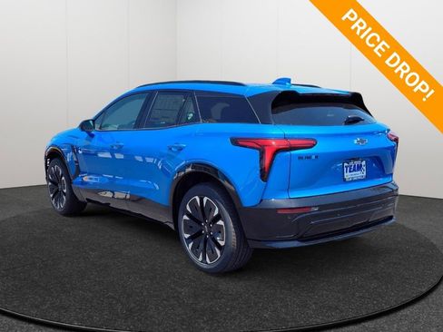 New 2025 Chevrolet Blazer EV RS image 4