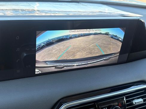 New 2026 Nissan Armada SV image 15