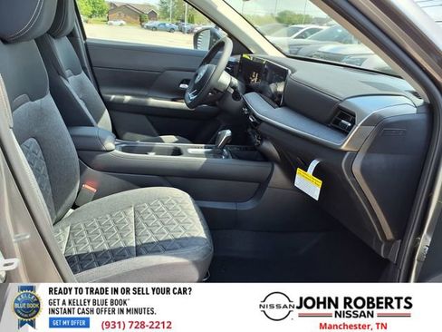 New 2026 Nissan Kicks SV w/ Charging Package FWD image 19