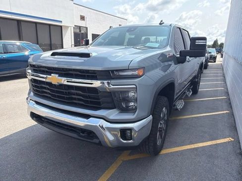 Used 2024 Chevrolet Silverado 2500 LT w/ All Star Edition AWD/4WD image 1