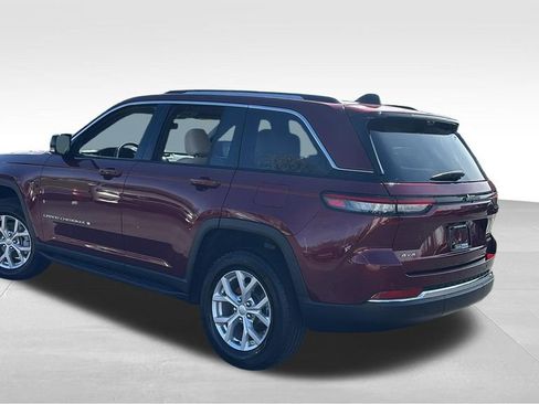 Used 2023 Jeep Grand Cherokee Limited w/ Luxury Tech Group II image 5
